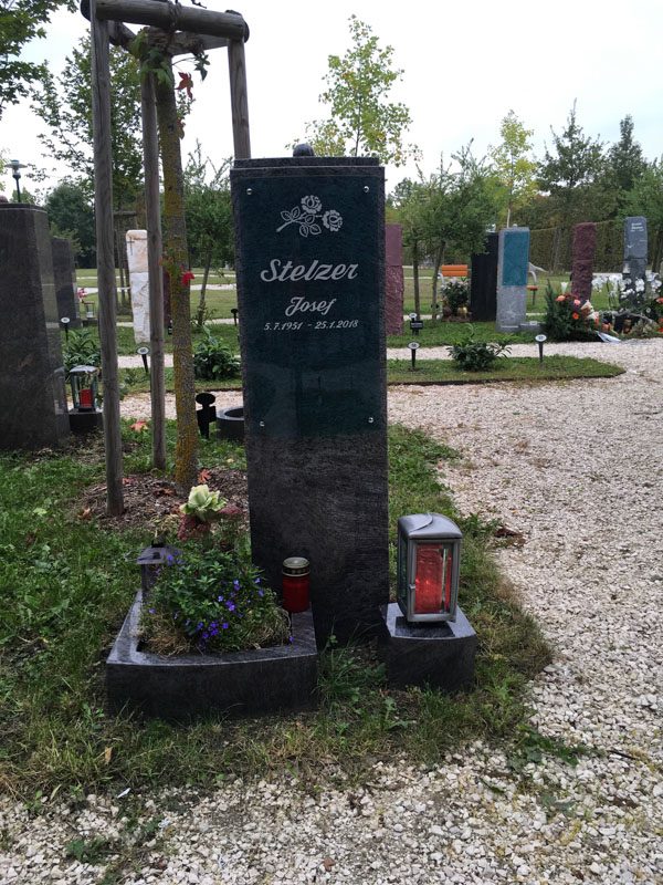 Stelen – Beispiel 9, Lentia Marmor