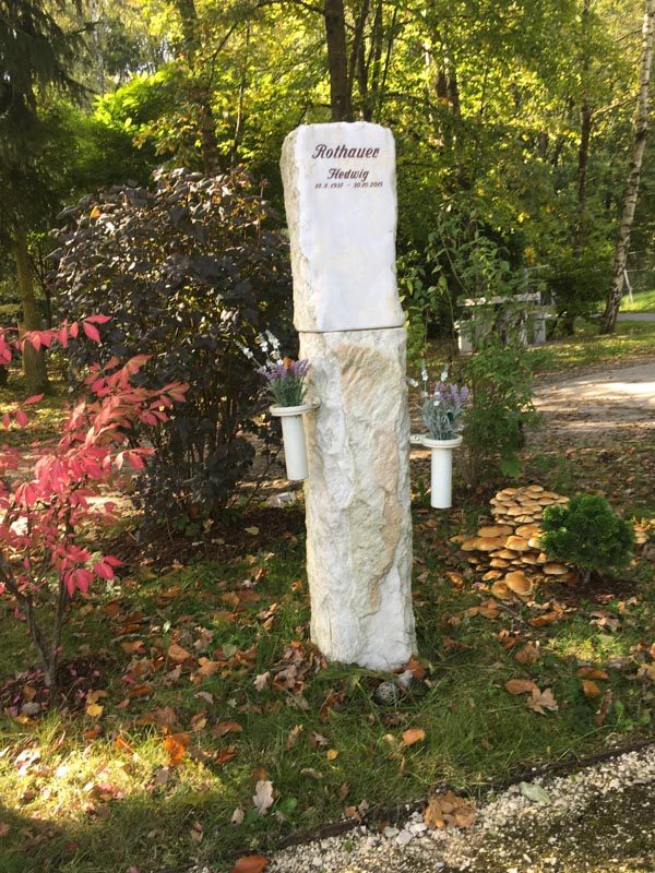 Baumbestattung – Beispiel 10, Lentia Marmor