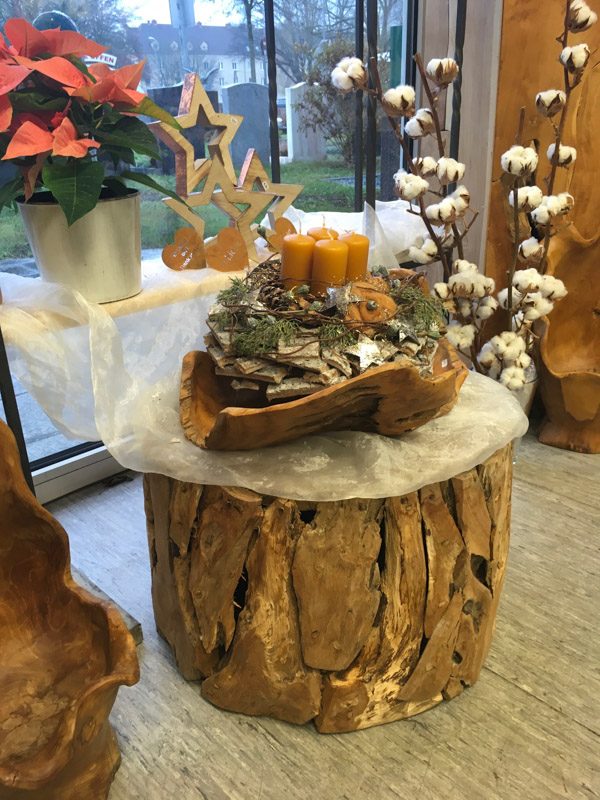 Weihnachtsgestecke – Beispiel 1, Lentia Marmor