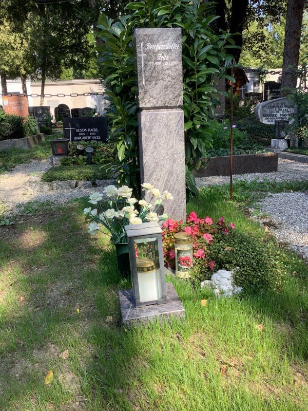 Baumbestattung – Beispiel 1, Lentia Marmor