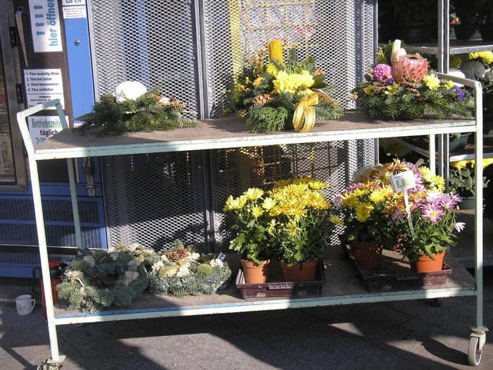 Allerheiligengestecke – Beispiel 9, Lentia Marmor