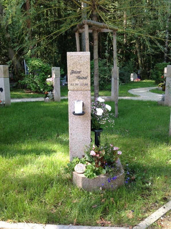 Baumbestattung – Beispiel 21, Lentia Marmor