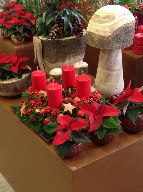 Weihnachtsgestecke – Beispiel 17, Lentia Marmor