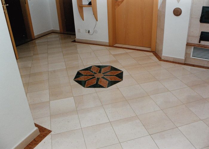 Fußböden – Beispiel 7, Lentia Marmor