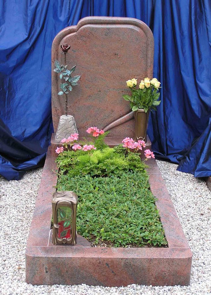 Bodendecker – Beispiel 6, Lentia Marmor